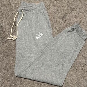 Nike Heather Gray Sweatpants